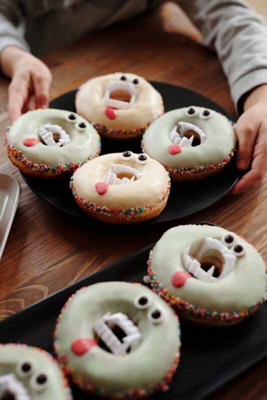 halloween movie night vampire cupcakes 