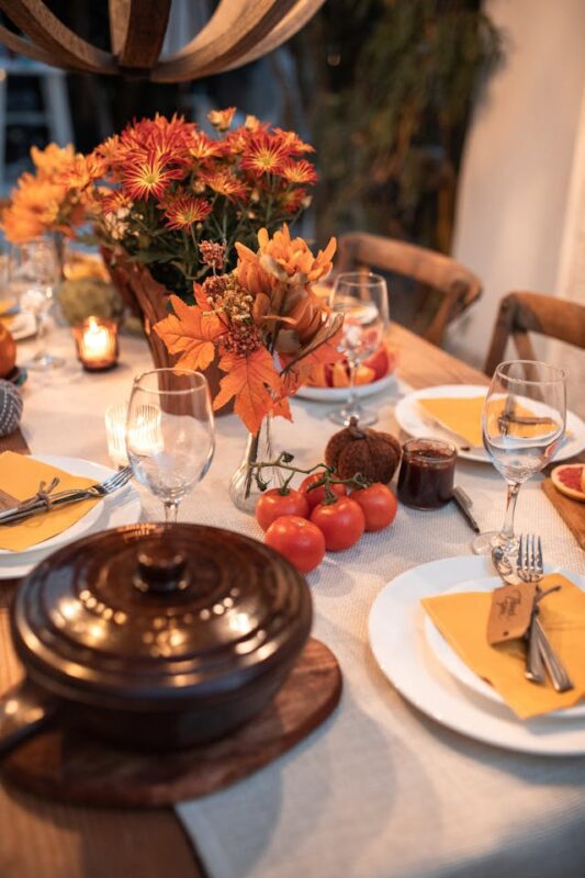 Friendsgiving ideas fall foliage